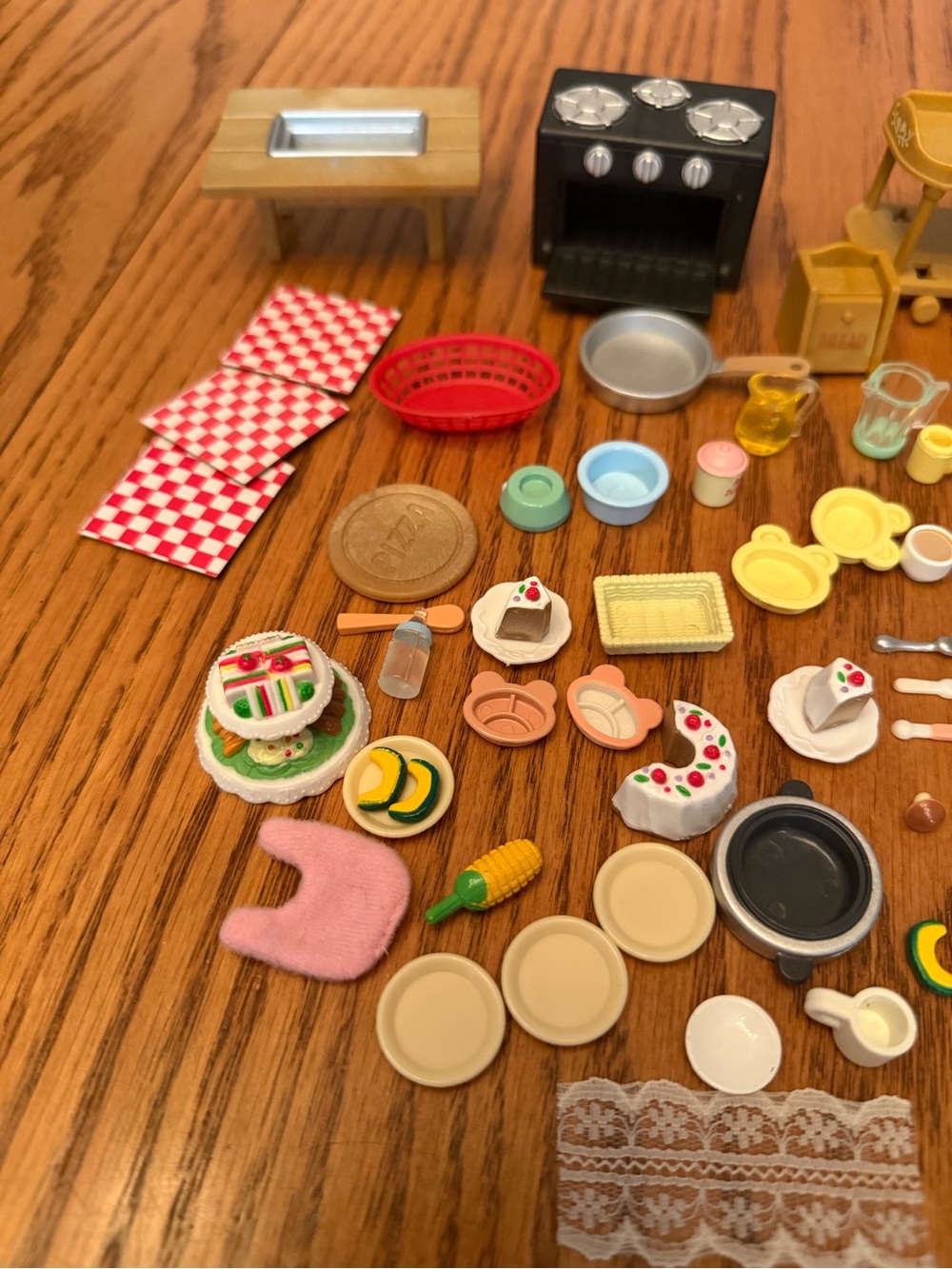 Calico Critters Sylvanian Families Food Kitchen Dishes Utensils Accessories Lot - Picture 2 of 7